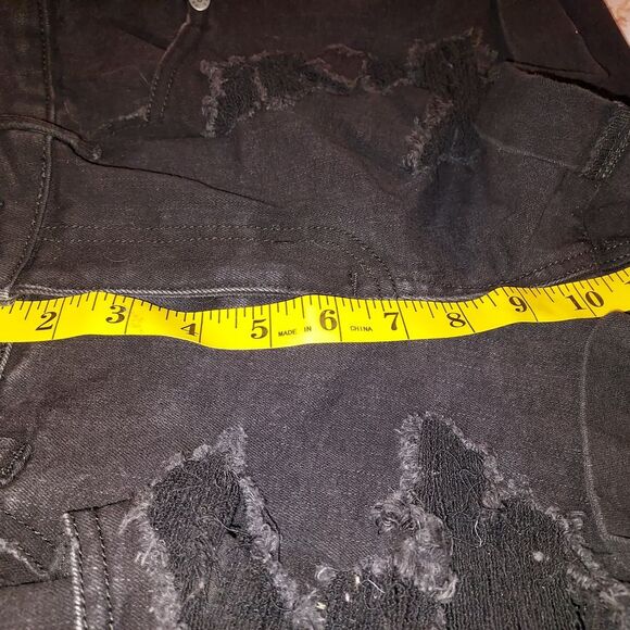 Aeropostale Black Jean Shorts with Distressed Design - Picture 9 of 11